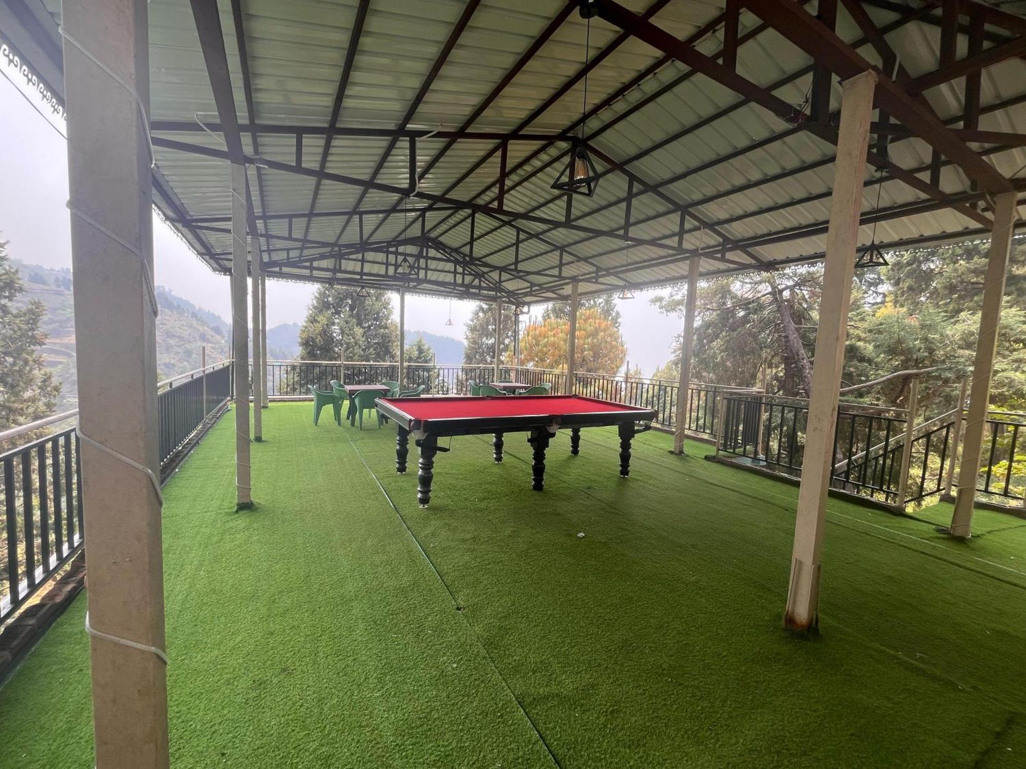 Royal Hill Inn Mussoorie Eksteriør bilde