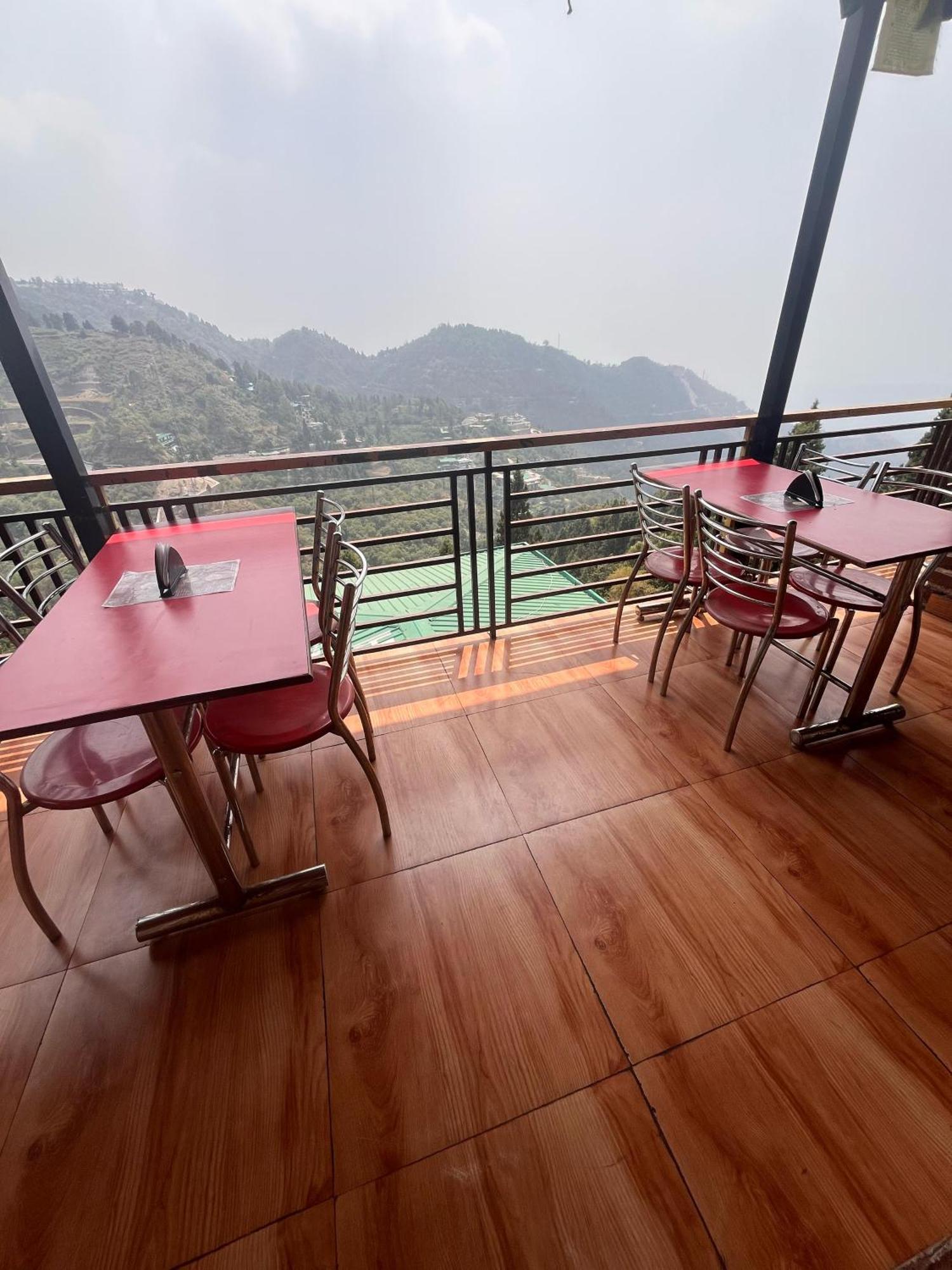 Royal Hill Inn Mussoorie Eksteriør bilde